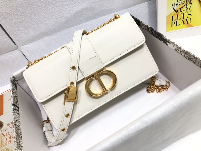 Handbag Dior M9203 size 21.5 x 12 x 6 cm