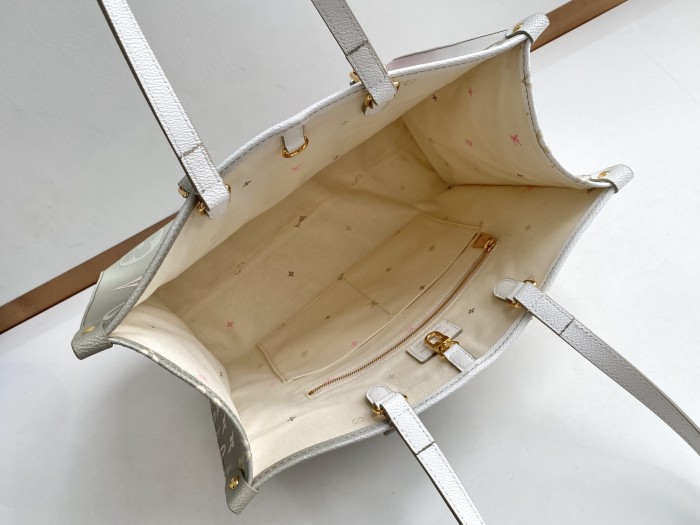 Handbag Louis Vuitton m20510 size 35 x 27 x 14 cm