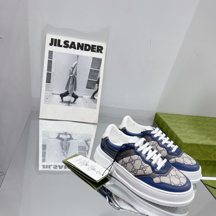 Gucci Women's GG sneaker 2