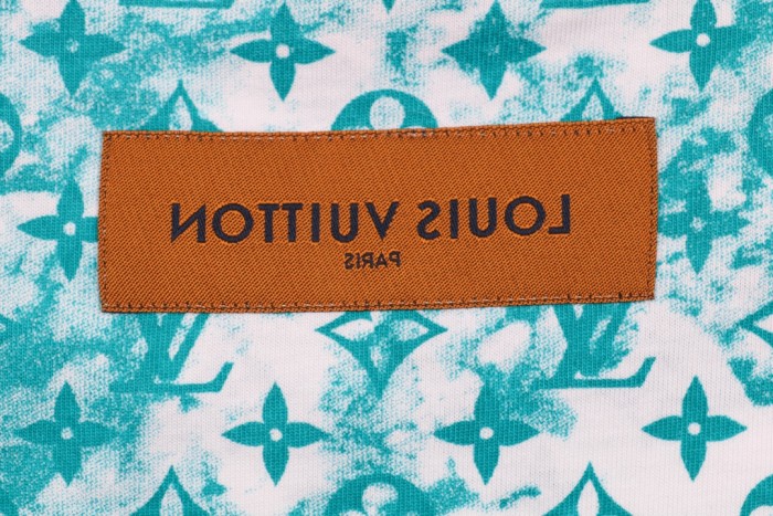 Clothes Louis Vuitton 257