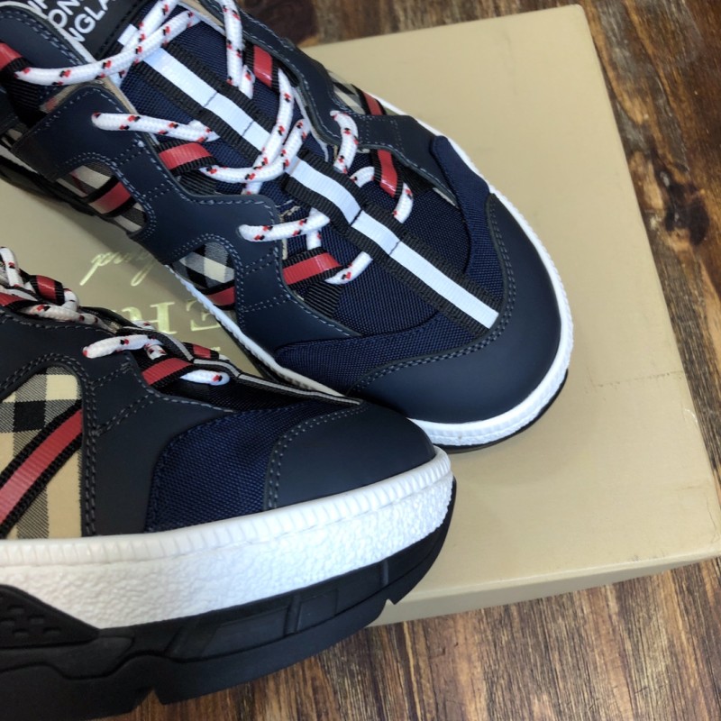 Burberry Arthur Vintage Sneaker 27