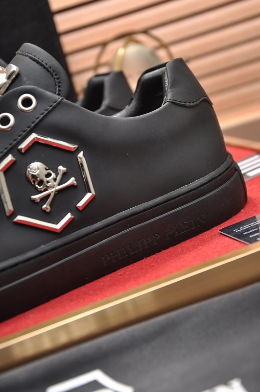 Philipp Plein Low Top Sneakers 12