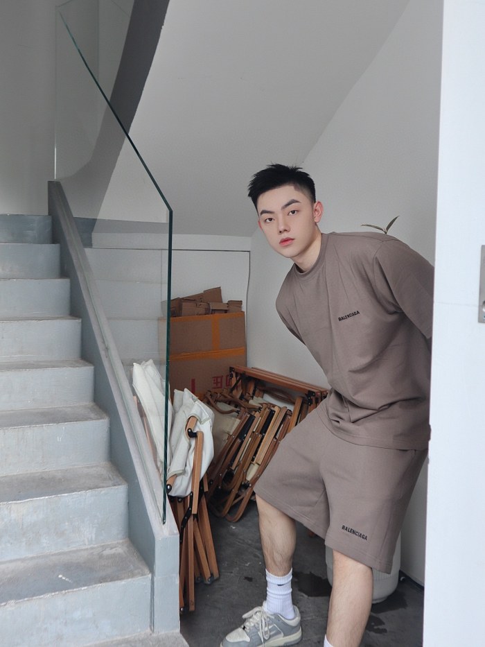 Clothes Balenciaga 210