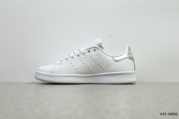 adidas Stan Smith White Silver