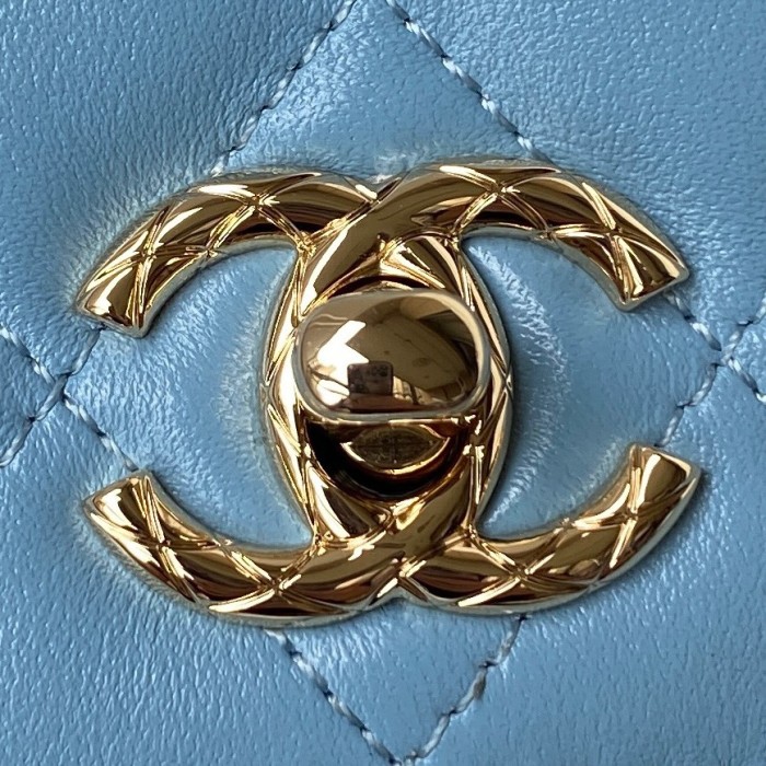 Handbag Chanel size 12.3x19.2x3.5 cm