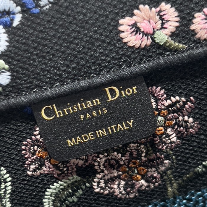 Handbag Dior 1286 size 36×28 cm