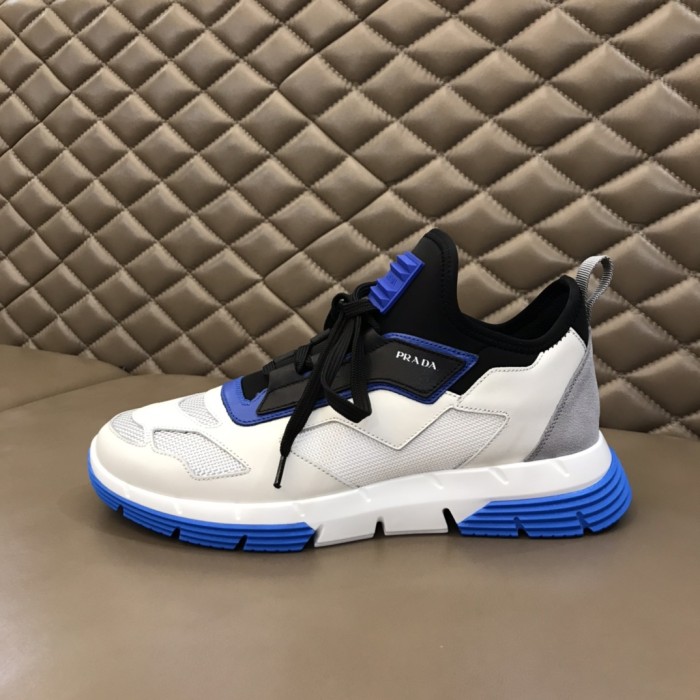 Prada Low Top sneaker 4