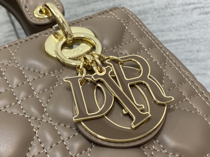 Handbag Dior size 24 cm