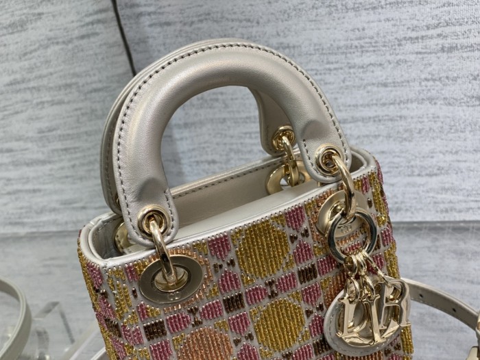 Handbag Dior size 12*10*5 cm