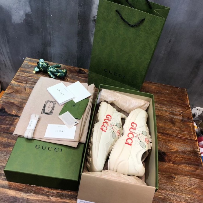 Gucci Rhyton sneaker 19
