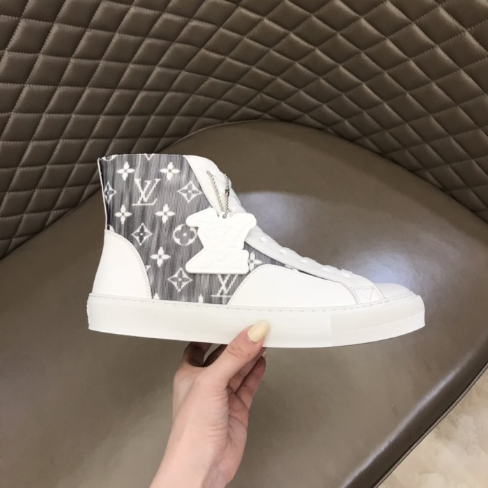 Louis Vuitton Tattoo sneaker 23