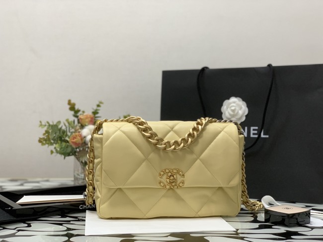 Handbag Chanel size 30 cm