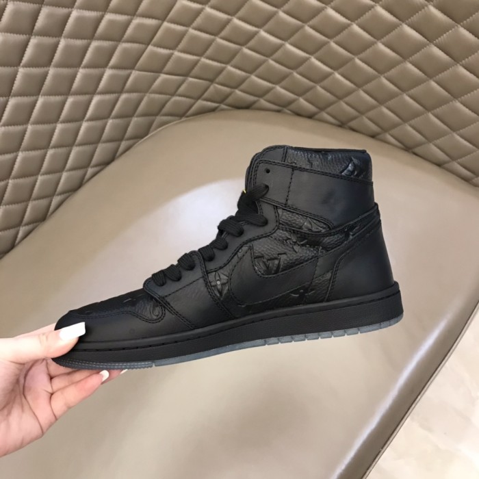 Louis Vuitton & Nike sneaker 15