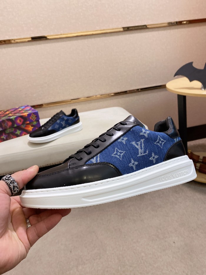Louis Vuitton Low Top sneaker 106