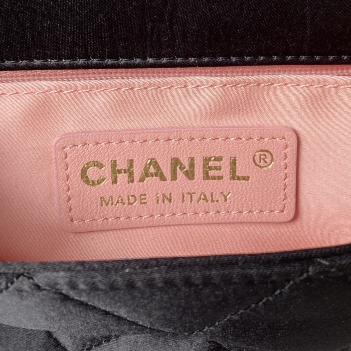 Handbag Chanel AS3749 size 20 cm