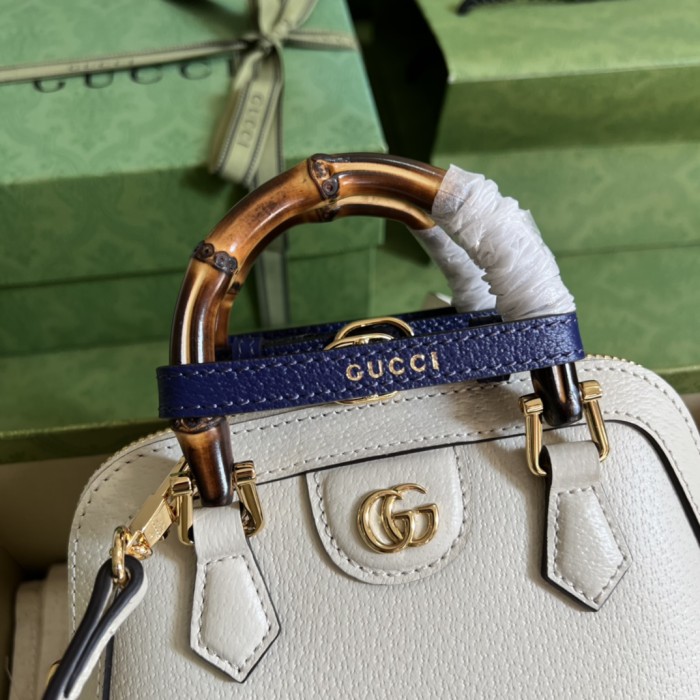 Handbag Gucci 715775 size 20*16*8.5 cm