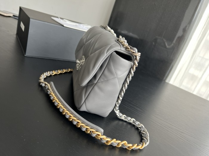 Handbag Chanel 1160 size 26cmx16cmx9 cm