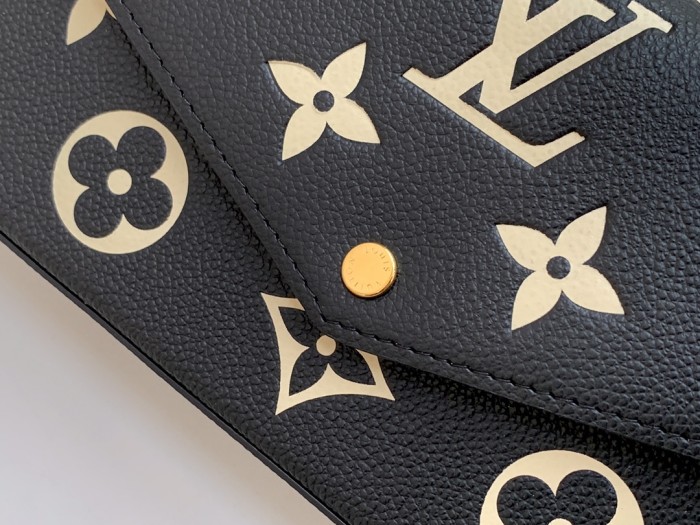 Handbag Louis Vuitton M69977 size 21.0 x 12.0 x 3.0 cm