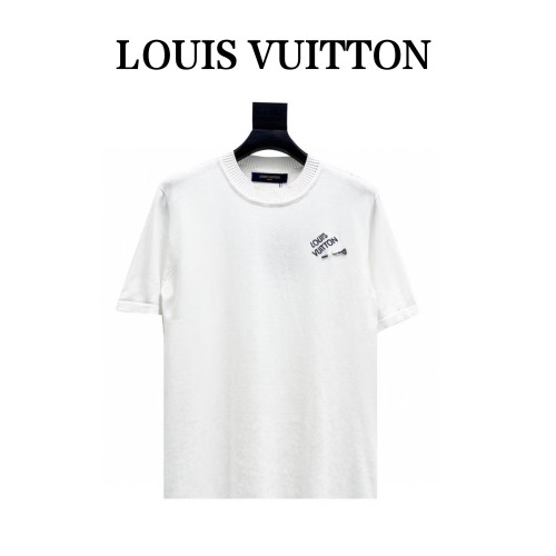 Clothes Louis Vuitton 109