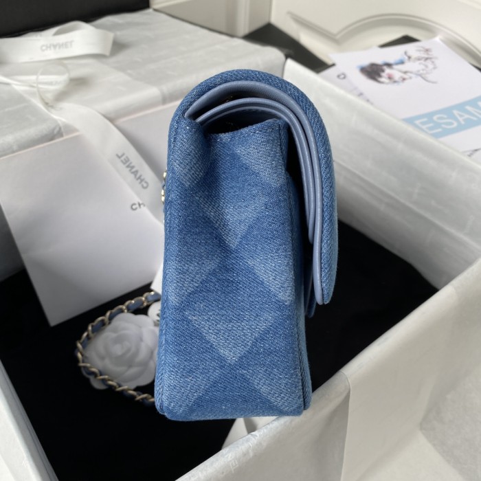 Handbag Chanel size 25 cm