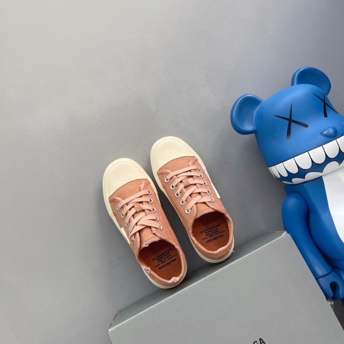 Balenciaga Paris Sneaker 2