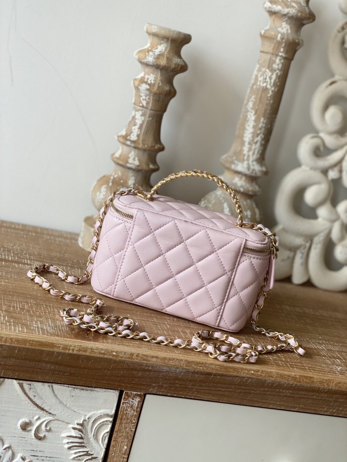 Handbag Chanel 81195 size 16 9.5 8 cm
