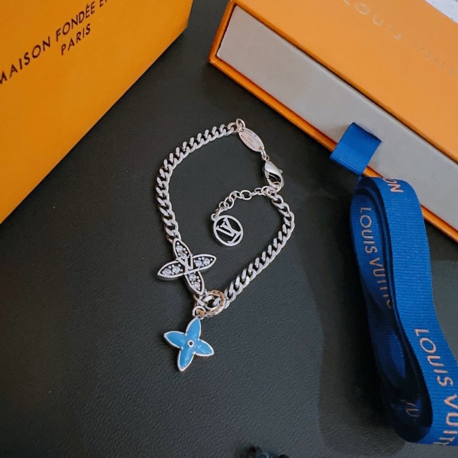 Clothes Louis Vuitton 39