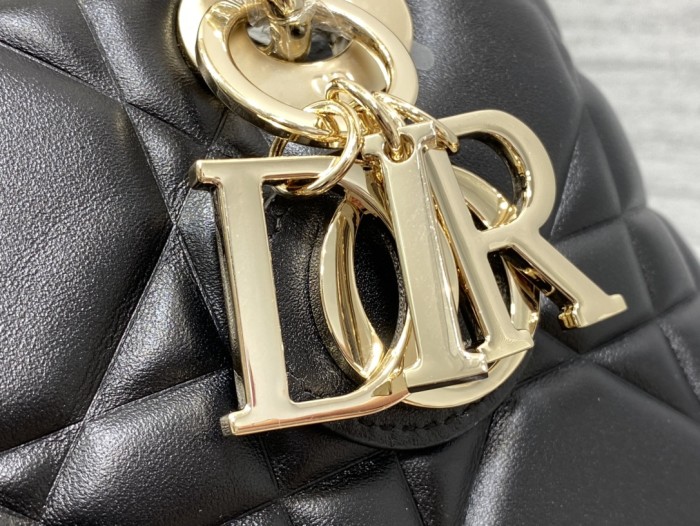 Handbag Dior size 25*10*16 cm