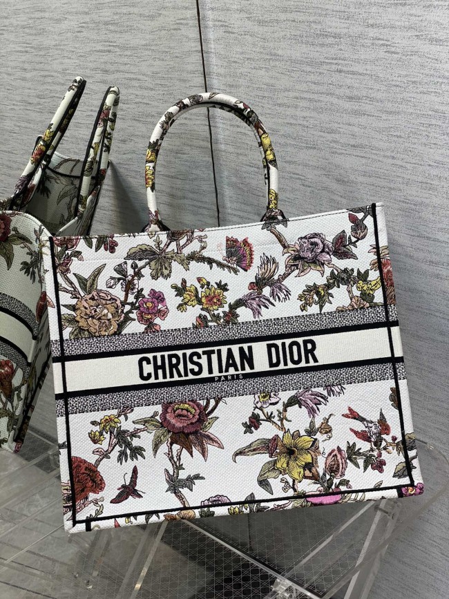 Handbag Dior size 42*18*35 cm