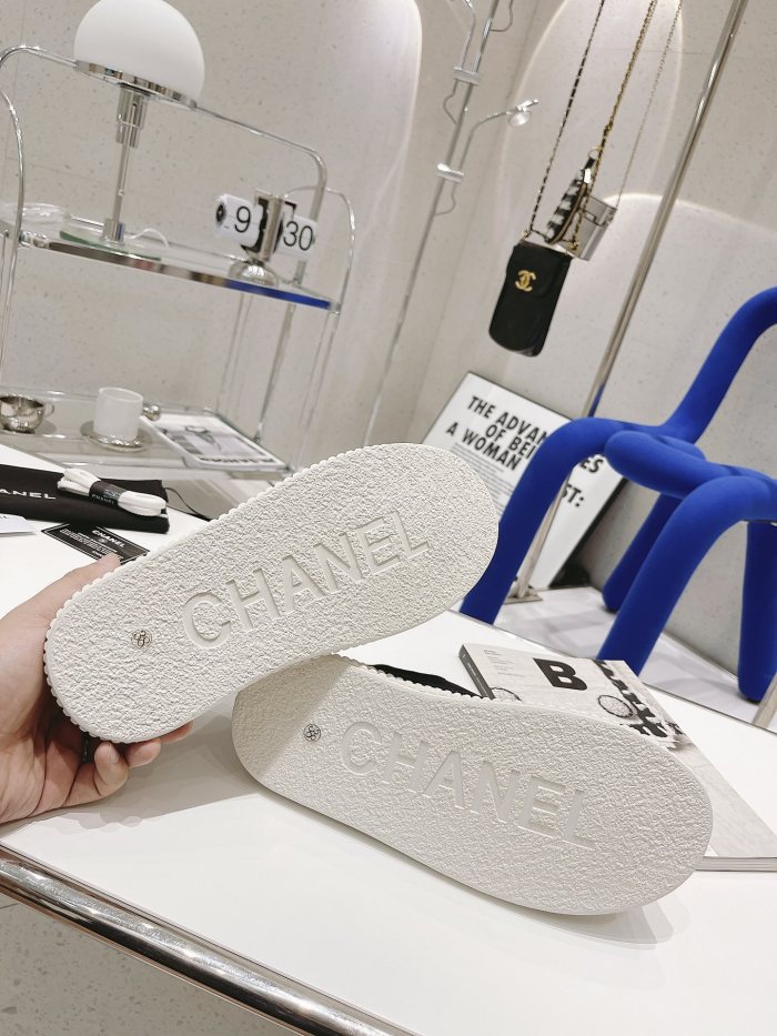 Chanel Platform Sneaker 7