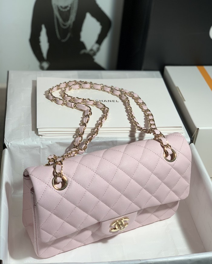 Handbag Chanel size 23 cm