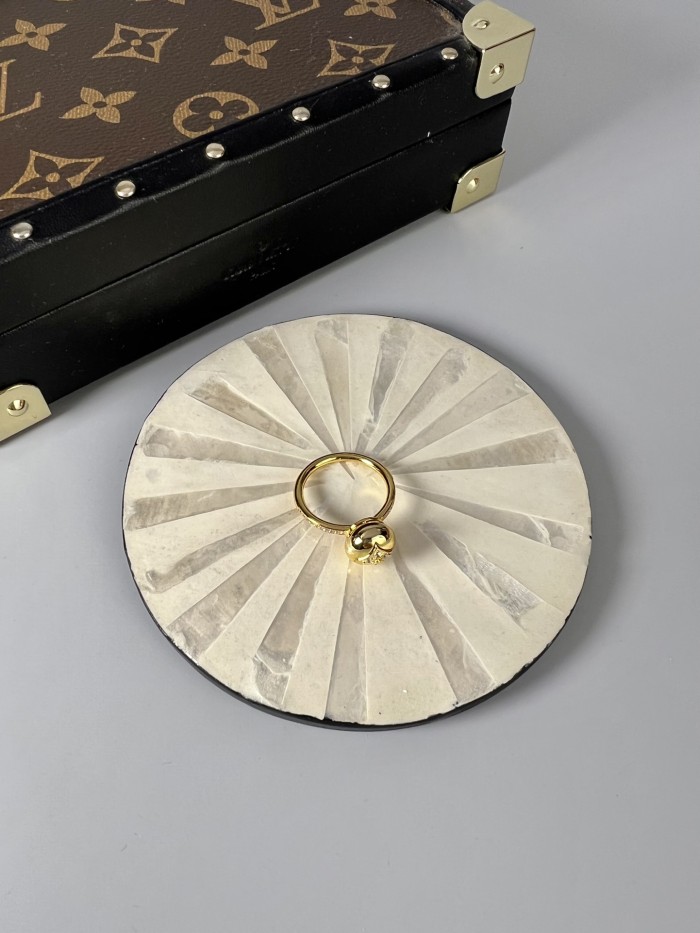 Clothes Louis Vuitton 93