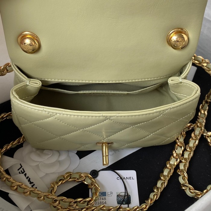 Handbag Chanel AS3748 size 17*13*6 cm