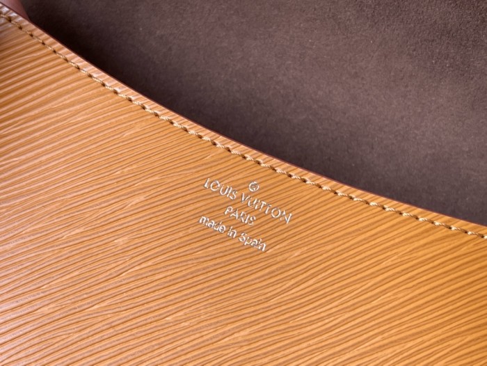 Handbag Louis Vuitton M59457 M59386 M59457 M59460 Buci size:24.5 x 15.5 x 9cm