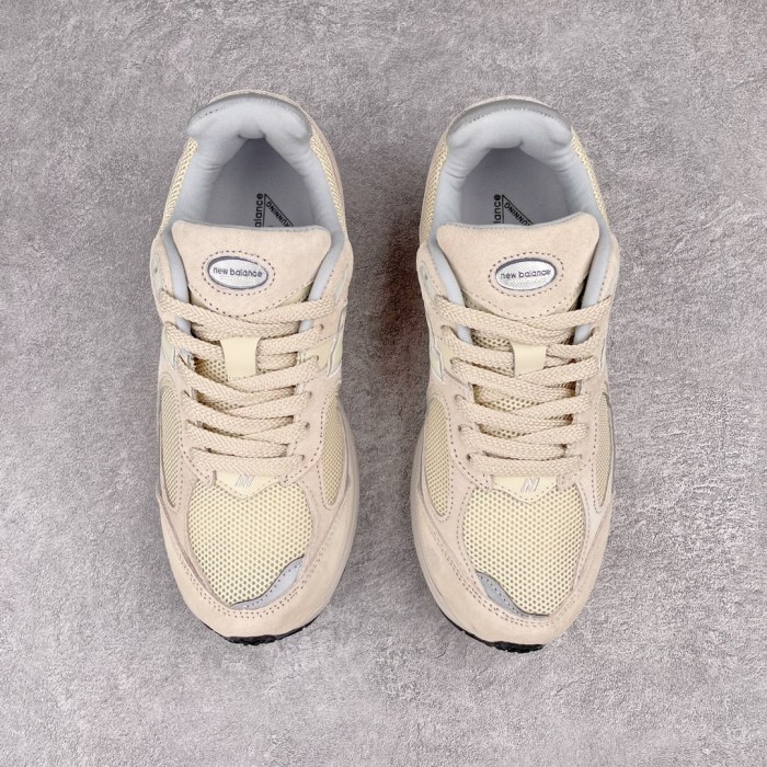 New Balance 2002R Sneaker 7