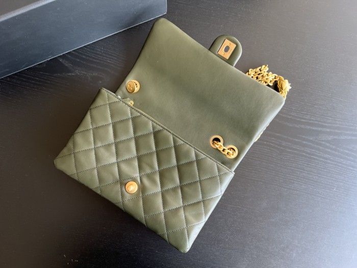 Handbag Chanel 3393 size 16cmx25cm10 cm