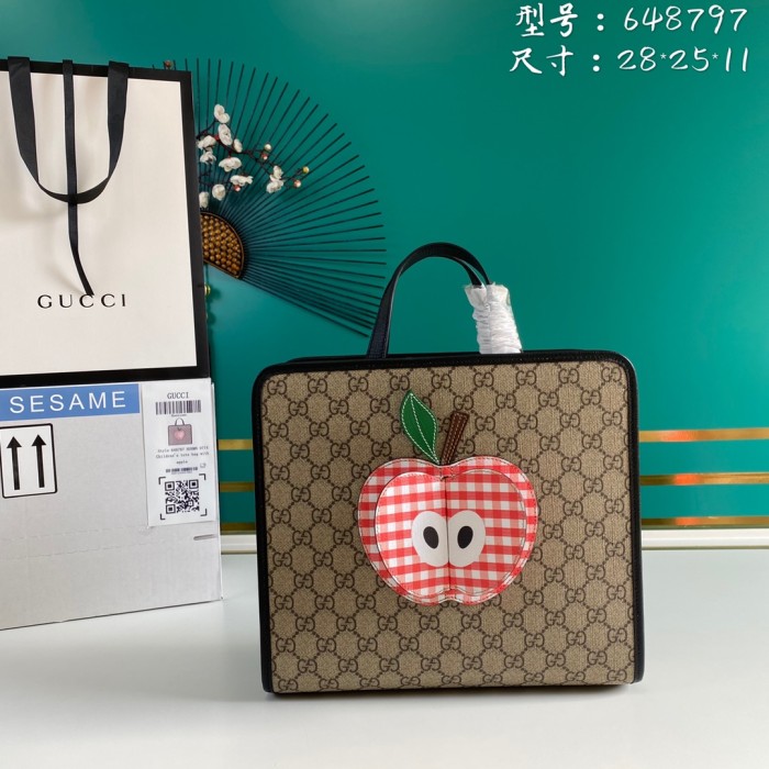 Handbag Gucci 648797 size 28*25*11 cm