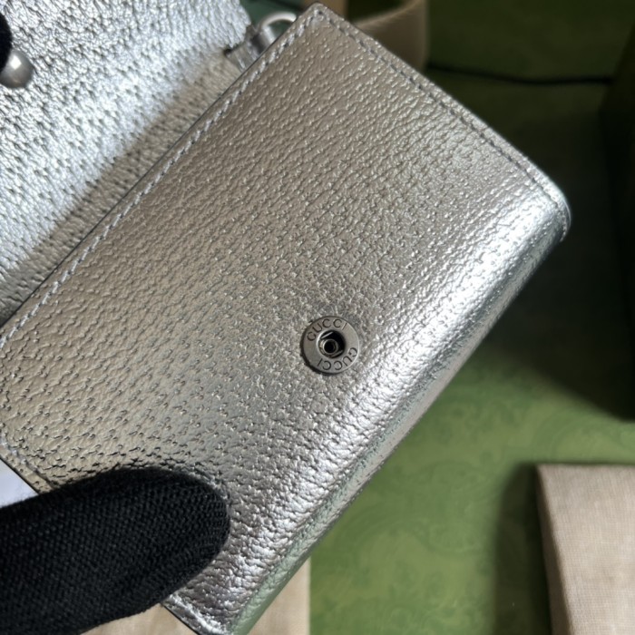 Handbag Gucci 696804 size 10.5*8*3 cm