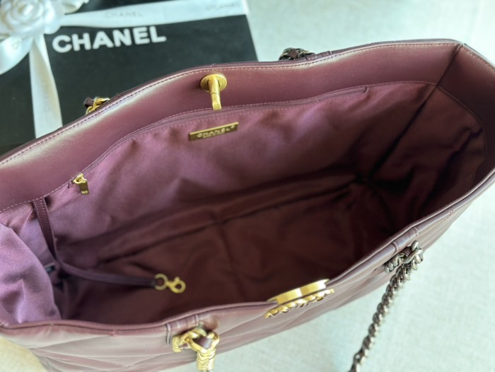 Handbag Chanel AS366 size 24 X41 X10 cm