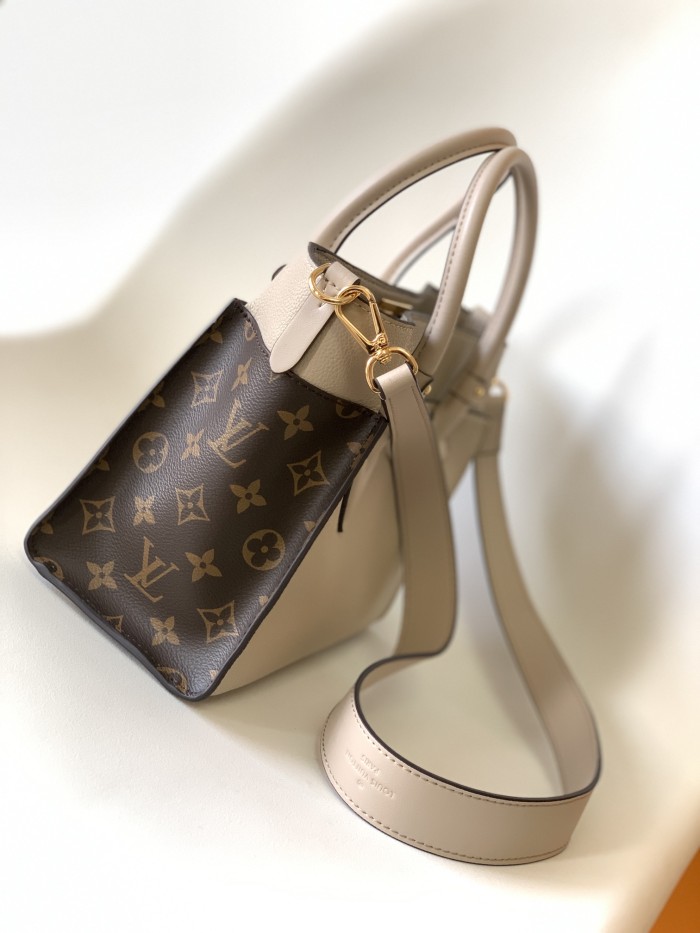 Handbag Louis Vuitton M57728 M57729 M58918 M55302 M58485 size 25.0 x 20.0 x 12.0 cm