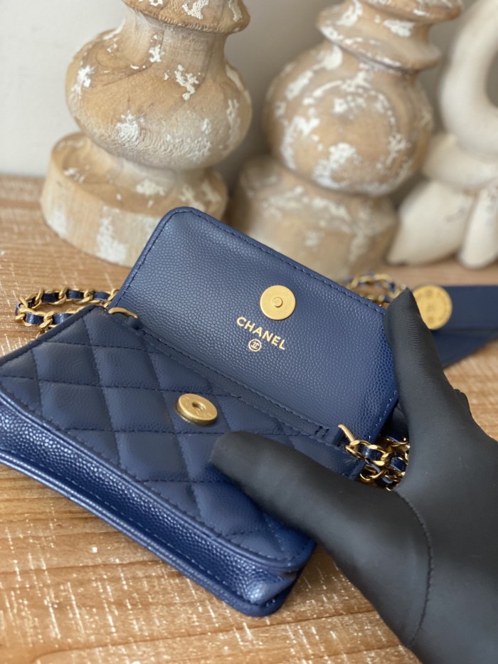 Handbag Chanel AP81205 size 9*12.3*3.2 cm