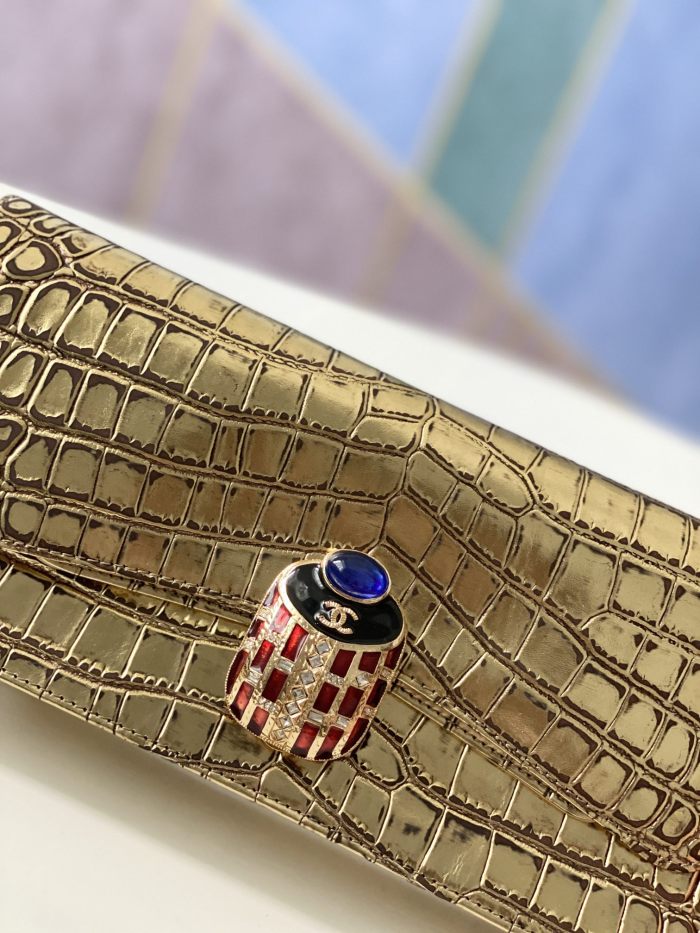 Handbag Chanel 6603 size 30.13.4 cm