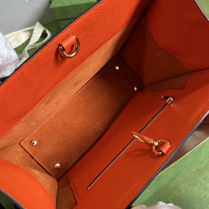 Handbag Gucci 674822 size 31.5*26.5*15 cm