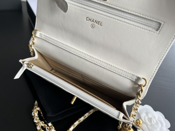 Handbag Chanel AP1450 size 19 cm