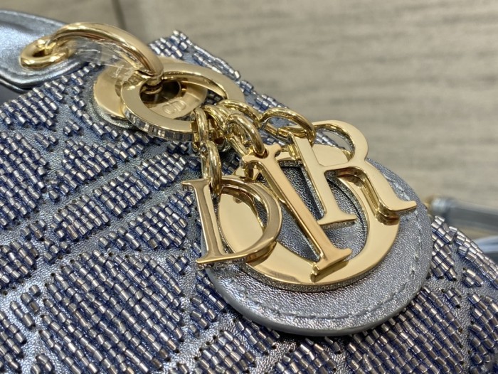 Handbag Dior size 12*10*5 cm