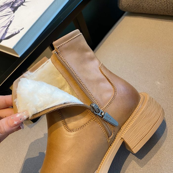 UGG Sneaker 5