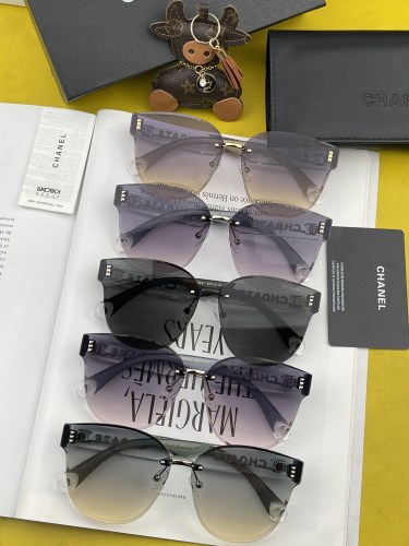 Sunglasses Chanel CH2191