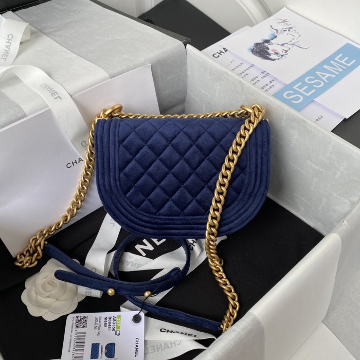 Handbag Chanel AS3350 size 18x12.5x6 cm