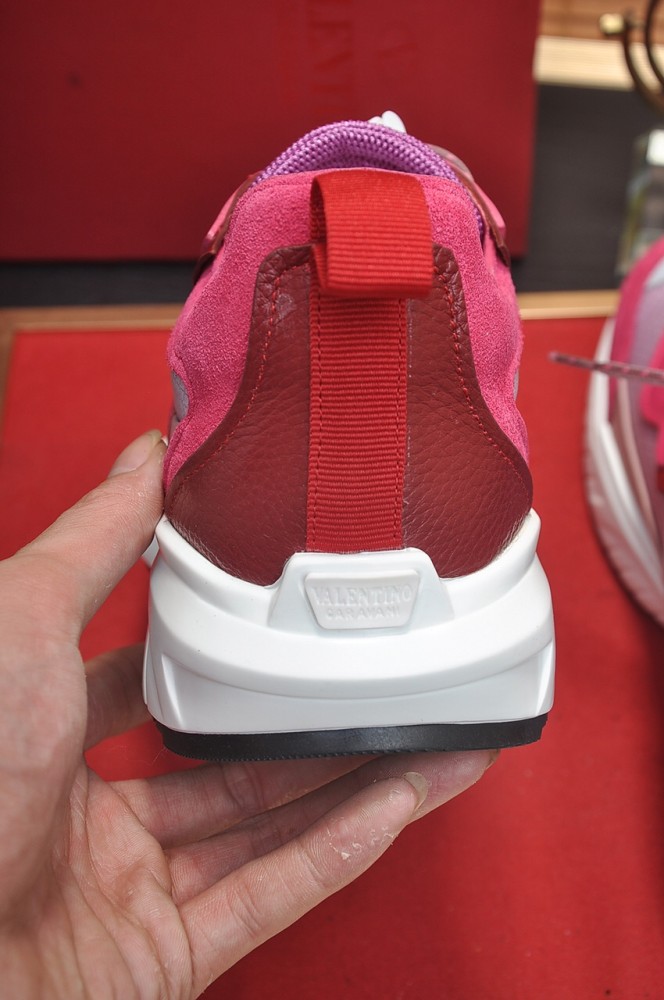 Valentino Garavani Low-top sneakers 16