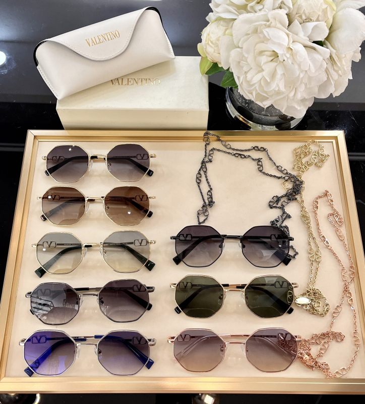 sunglasses Valentino VA2040